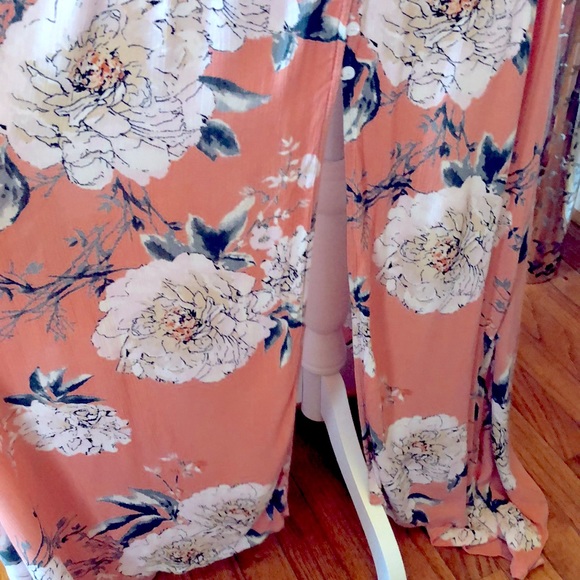 Spring Maxi Floral Dress - Picture 4 of 10